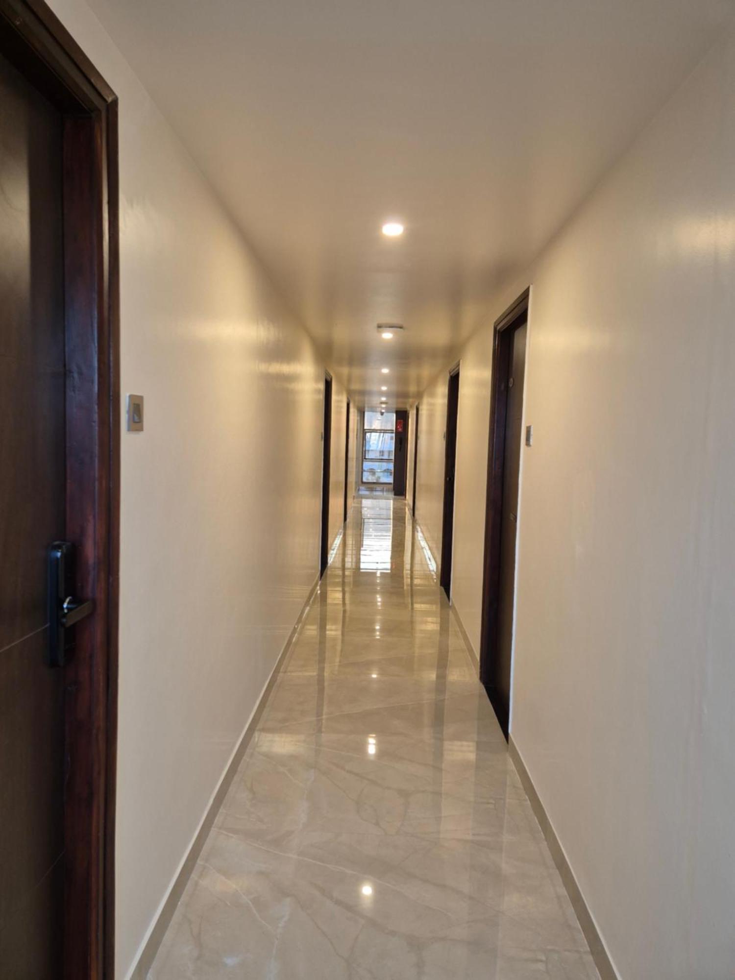 טירופאטי Hotel Janas מראה חיצוני תמונה