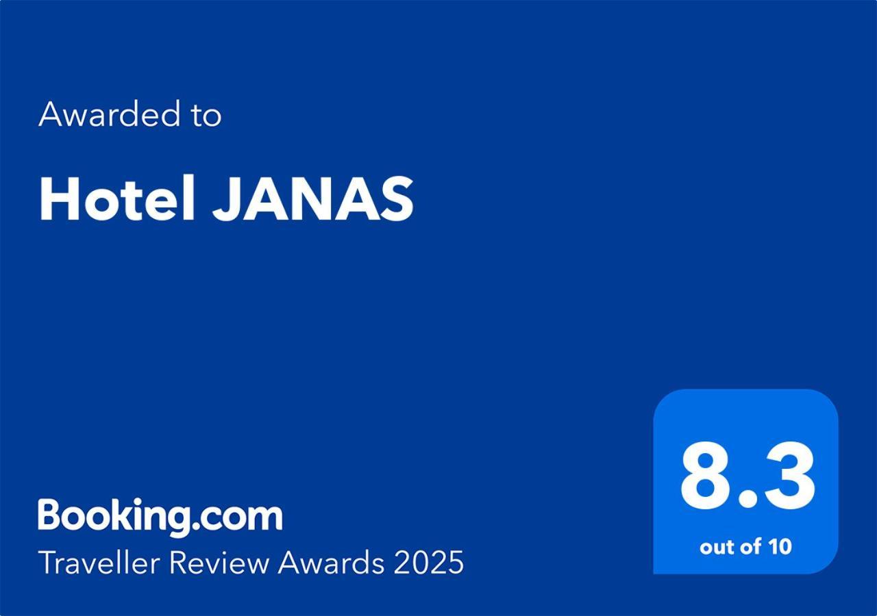 טירופאטי Hotel Janas מראה חיצוני תמונה